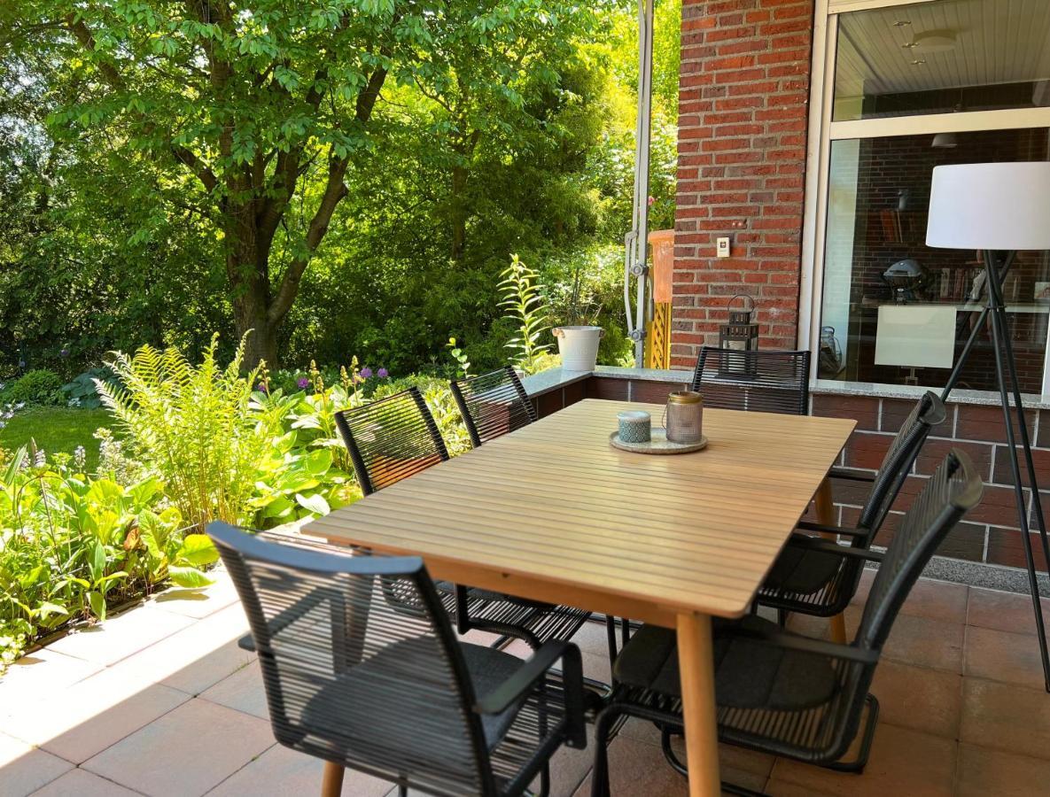 Aussergewoehnliches Haus Mit Sauna, Kamin Und Garten Wilhelmshaven Exterior foto